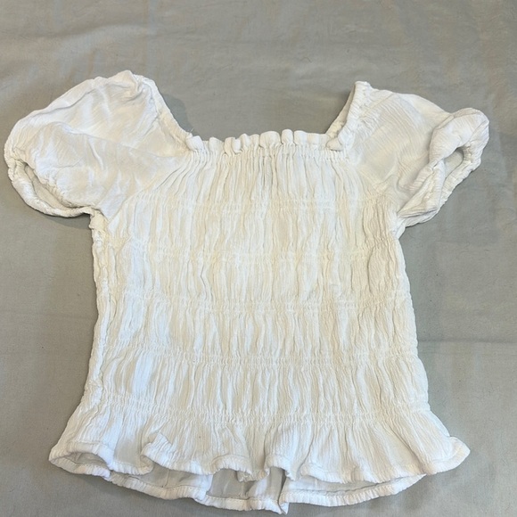 Cream Puff Sleeve Smocked Blouse - Picture 3 of 3
